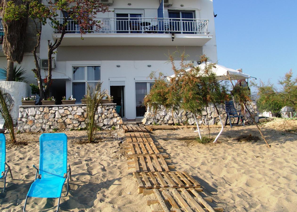 Dimitra Beach Apartments - Nea Karvali Kavala Kültér fotó